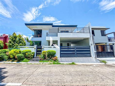 House for Sale in BF Homes, Parañaque .